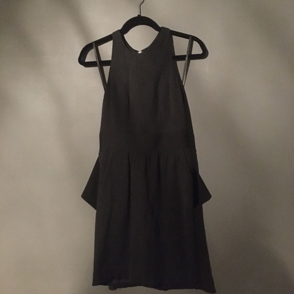 BCBGeneration Dresses & Skirts - BCBGeneration Mini Dress🖤